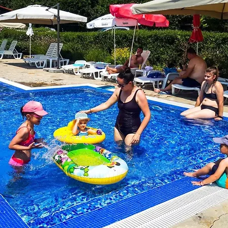 Veliko Tarnovo *