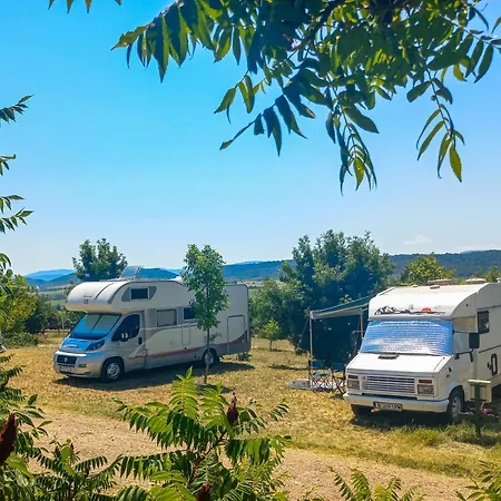 Veliko Tarnovo *